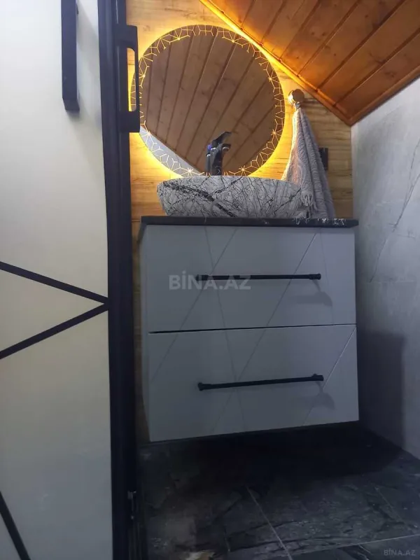 Kirayə verilir 6 otaqlı həyət evi 250 m²