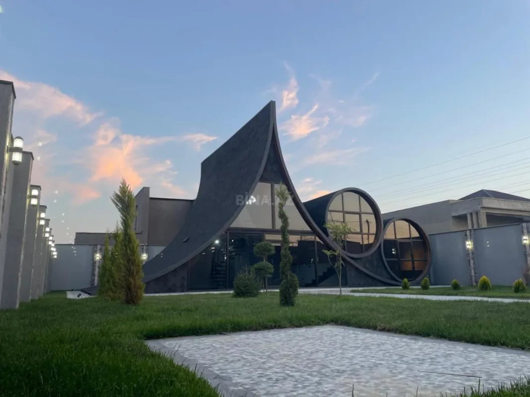 Kirayə verilir 6 otaqlı həyət evi 250 m²