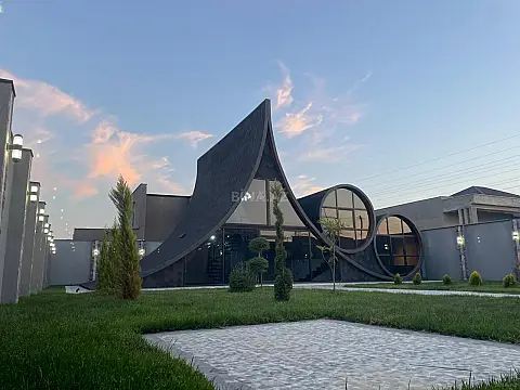 Kirayə verilir 6 otaqlı həyət evi 250 m²