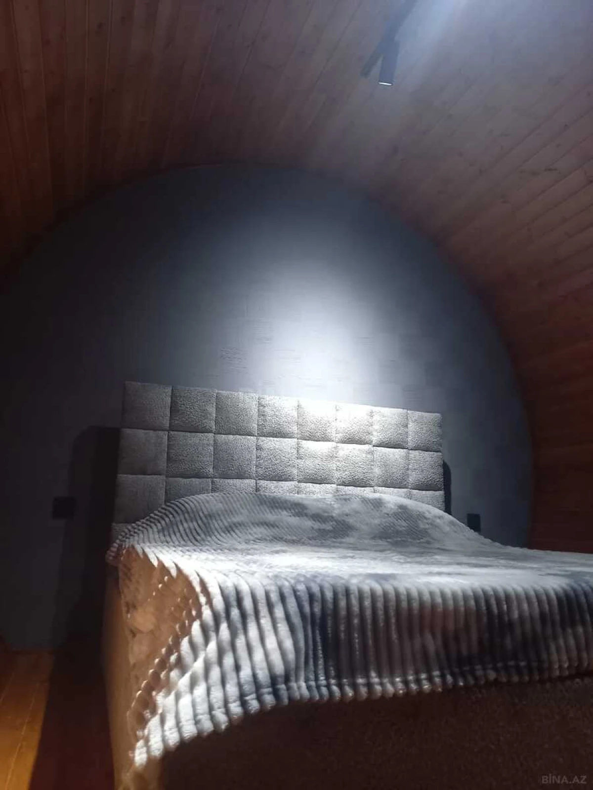 Kirayə verilir 6 otaqlı həyət evi 250 m²