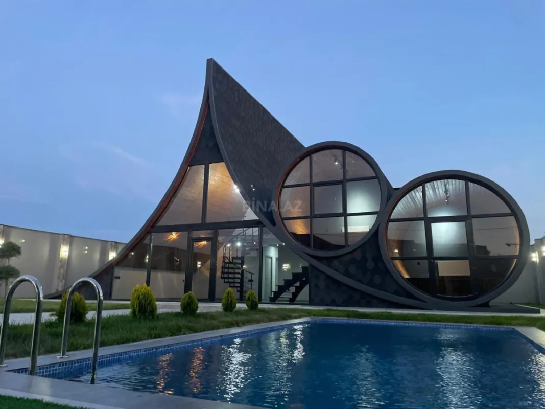 Kirayə verilir 6 otaqlı həyət evi 250 m²