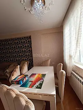 Satılır 4 otaqlı mənzil 140 m²