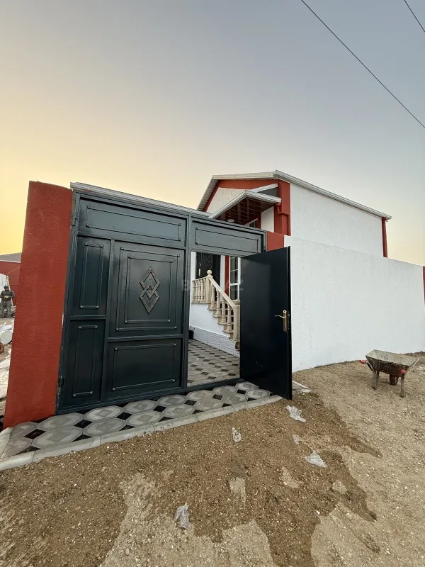 Satılır 2 otaqlı həyət evi 60 m²