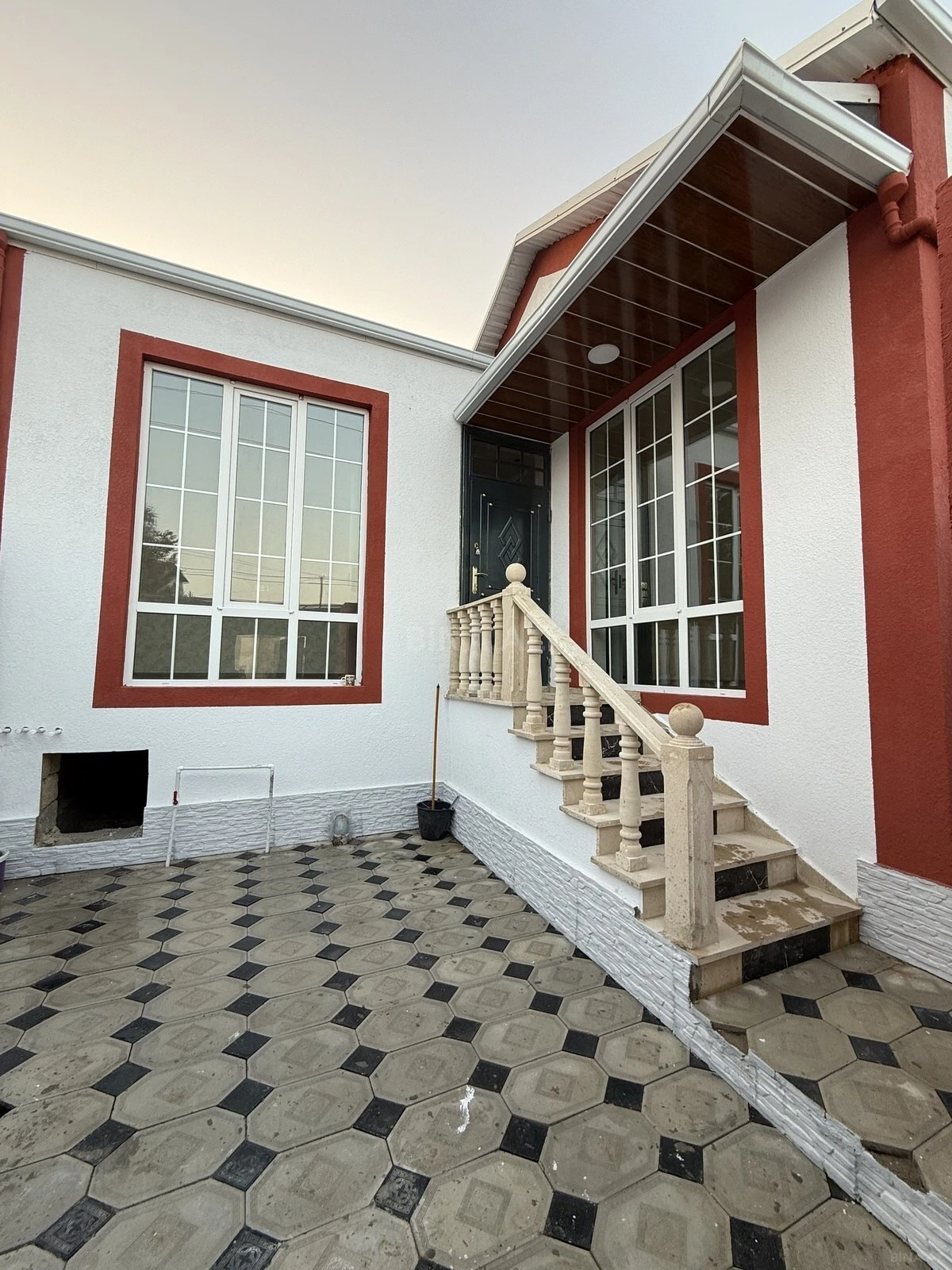 Satılır 2 otaqlı həyət evi 60 m²