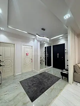 Satılır 3 otaqlı mənzil 110 m²