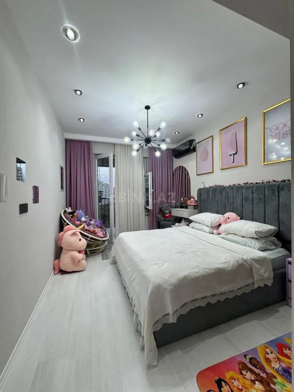 Satılır 3 otaqlı mənzil 110 m²