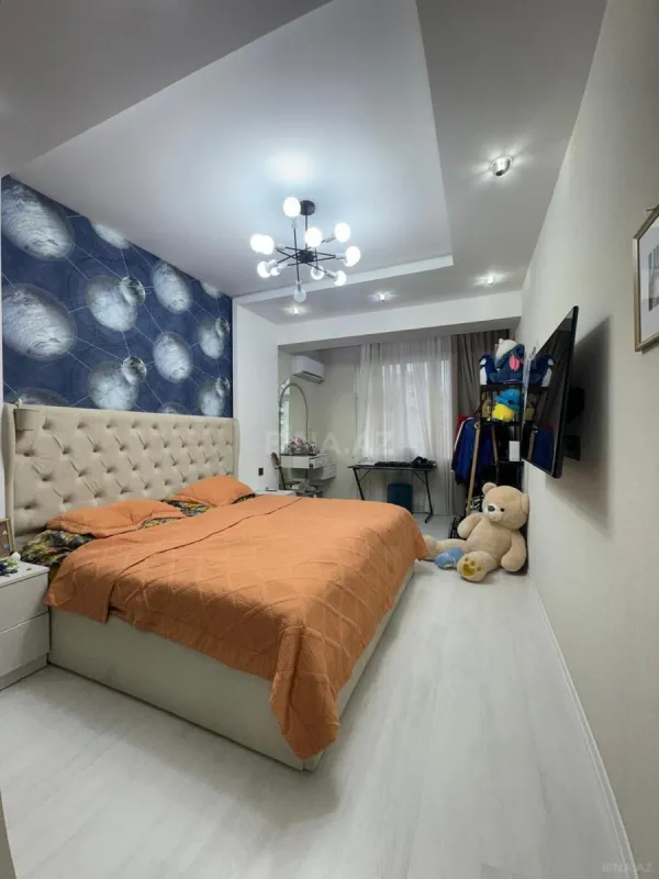 Satılır 3 otaqlı mənzil 110 m²