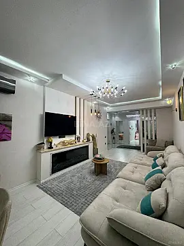 Satılır 3 otaqlı mənzil 110 m²