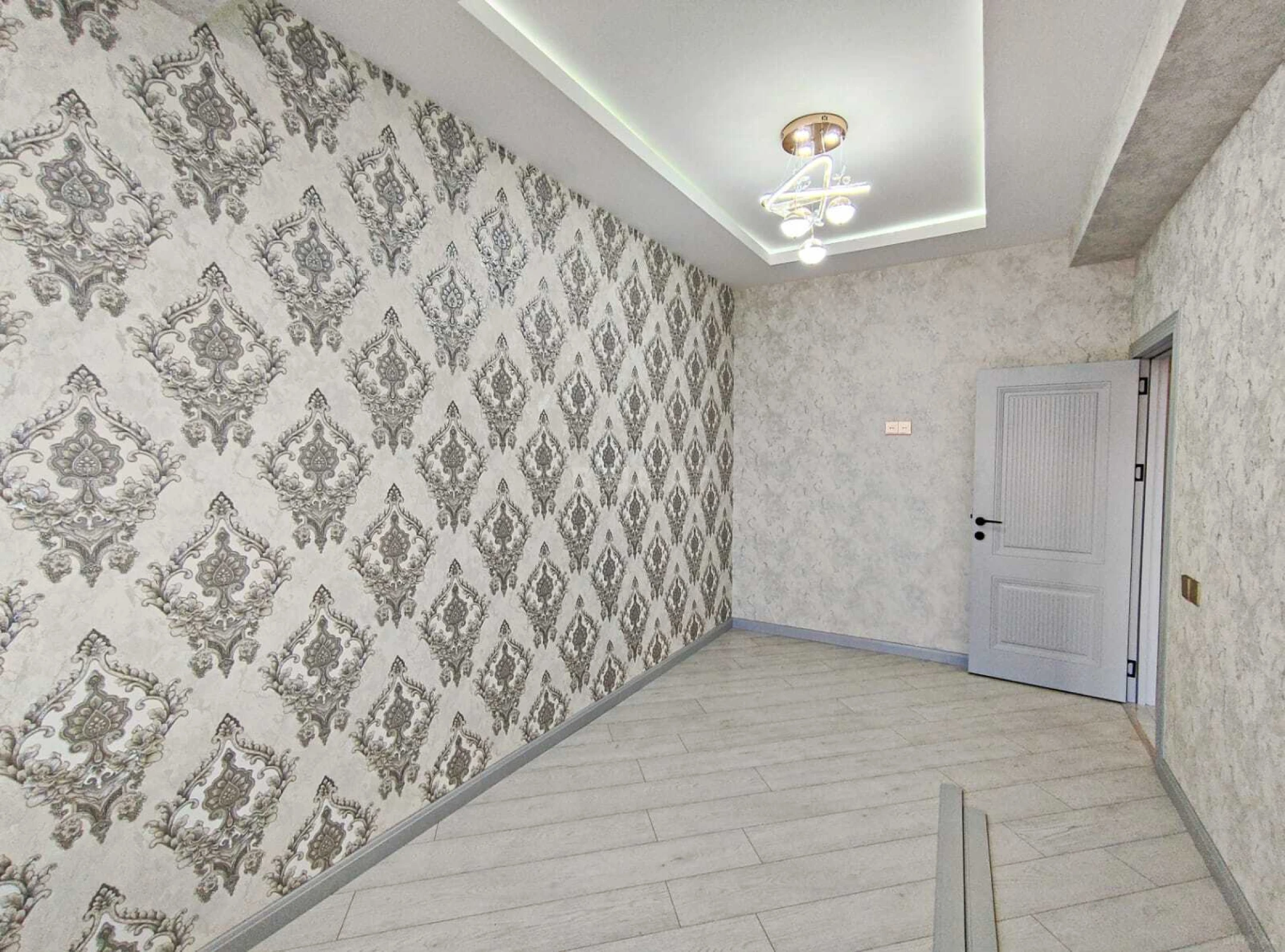 Satılır 3 otaqlı mənzil 85.3 m²