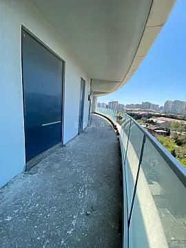 Satılır 4 otaqlı mənzil 267.3 m²