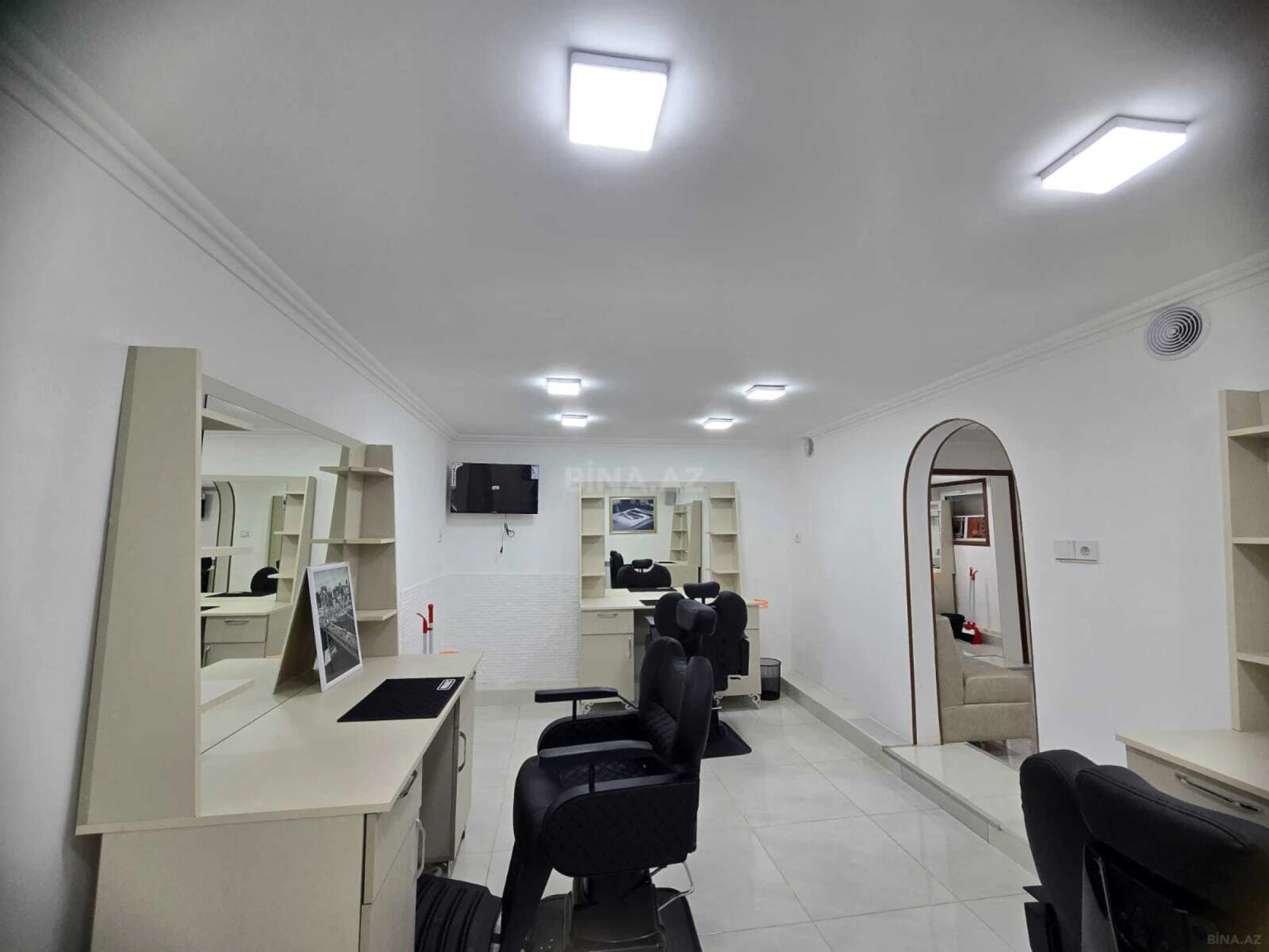 Kirayə verilir obyekt 85 m²