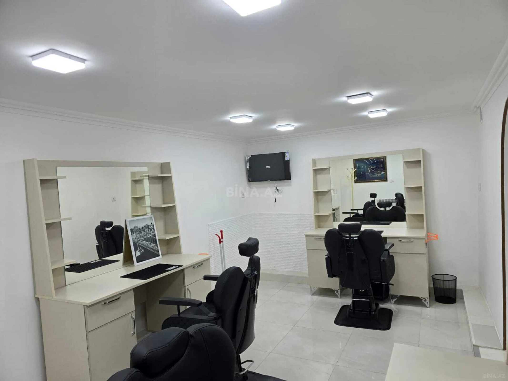 Kirayə verilir obyekt 85 m²