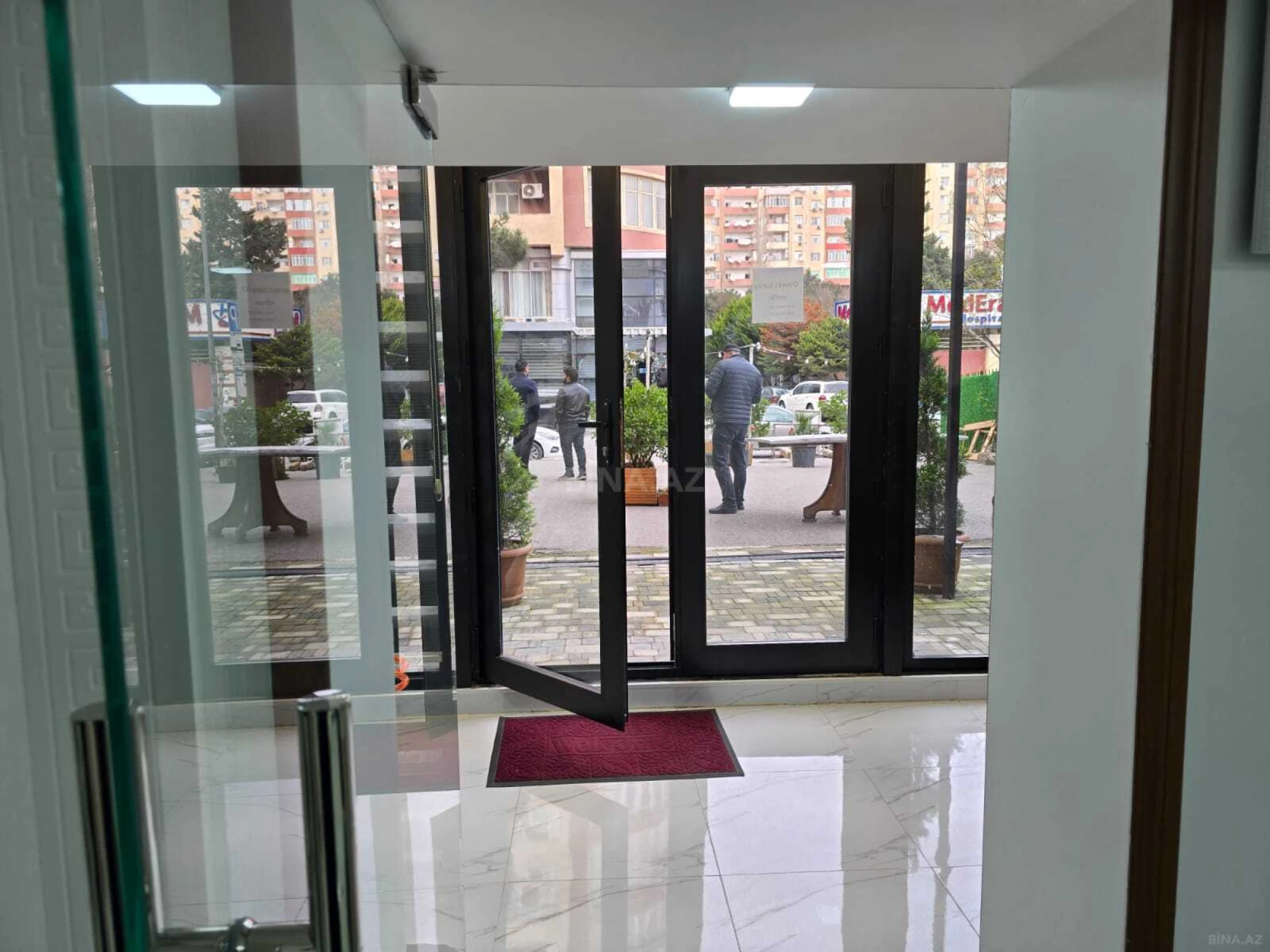 Kirayə verilir obyekt 85 m²