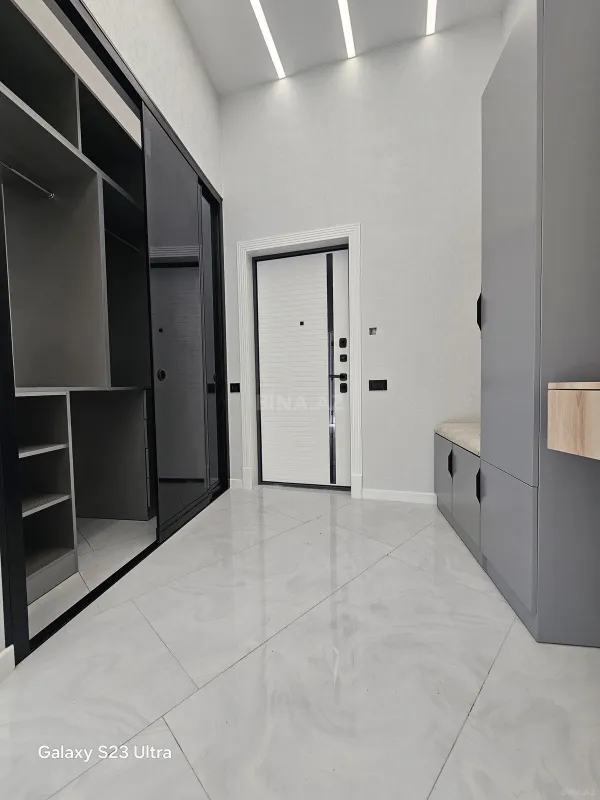 Satılır 3 otaqlı mənzil 105 m²