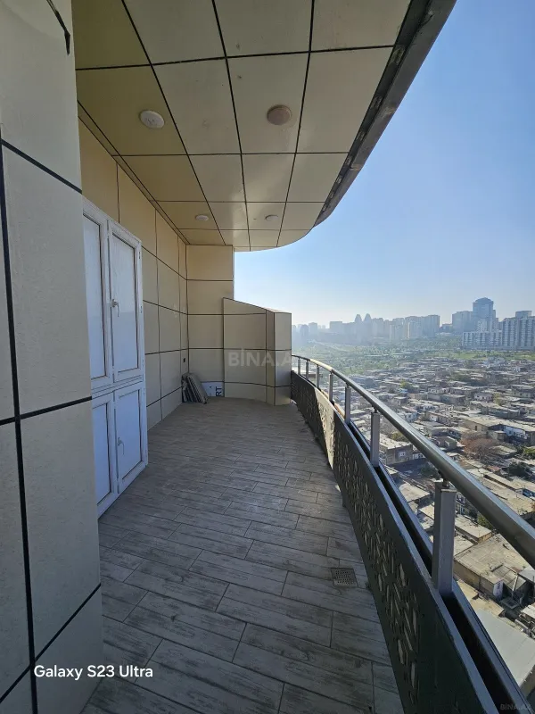 Satılır 3 otaqlı mənzil 105 m²