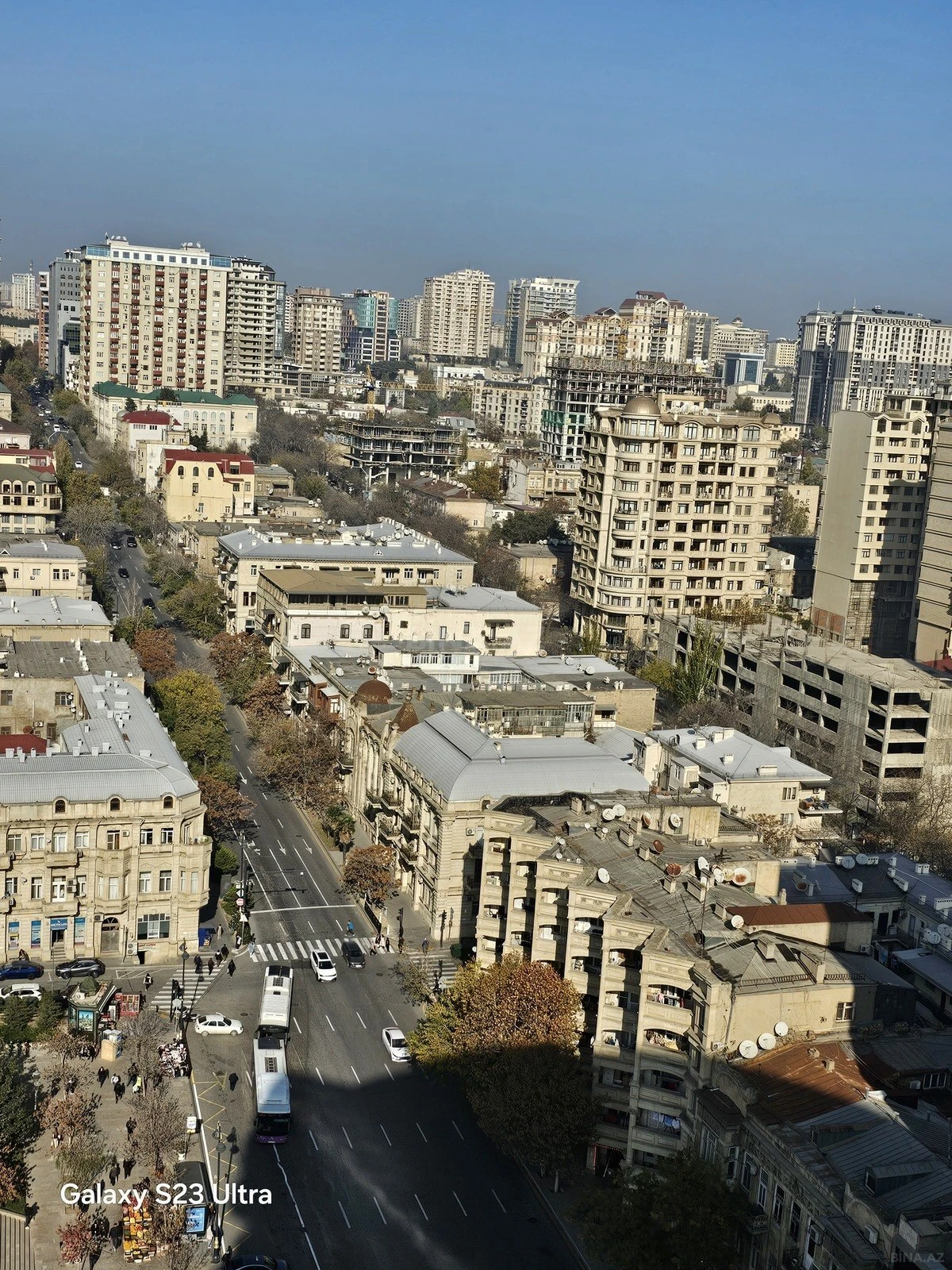 Satılır 3 otaqlı mənzil 105 m²