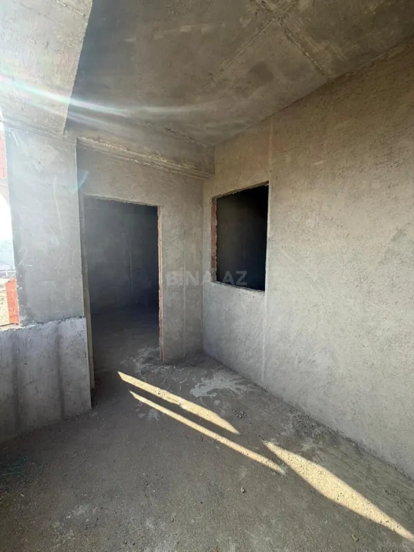 Satılır 2 otaqlı mənzil 57 m²