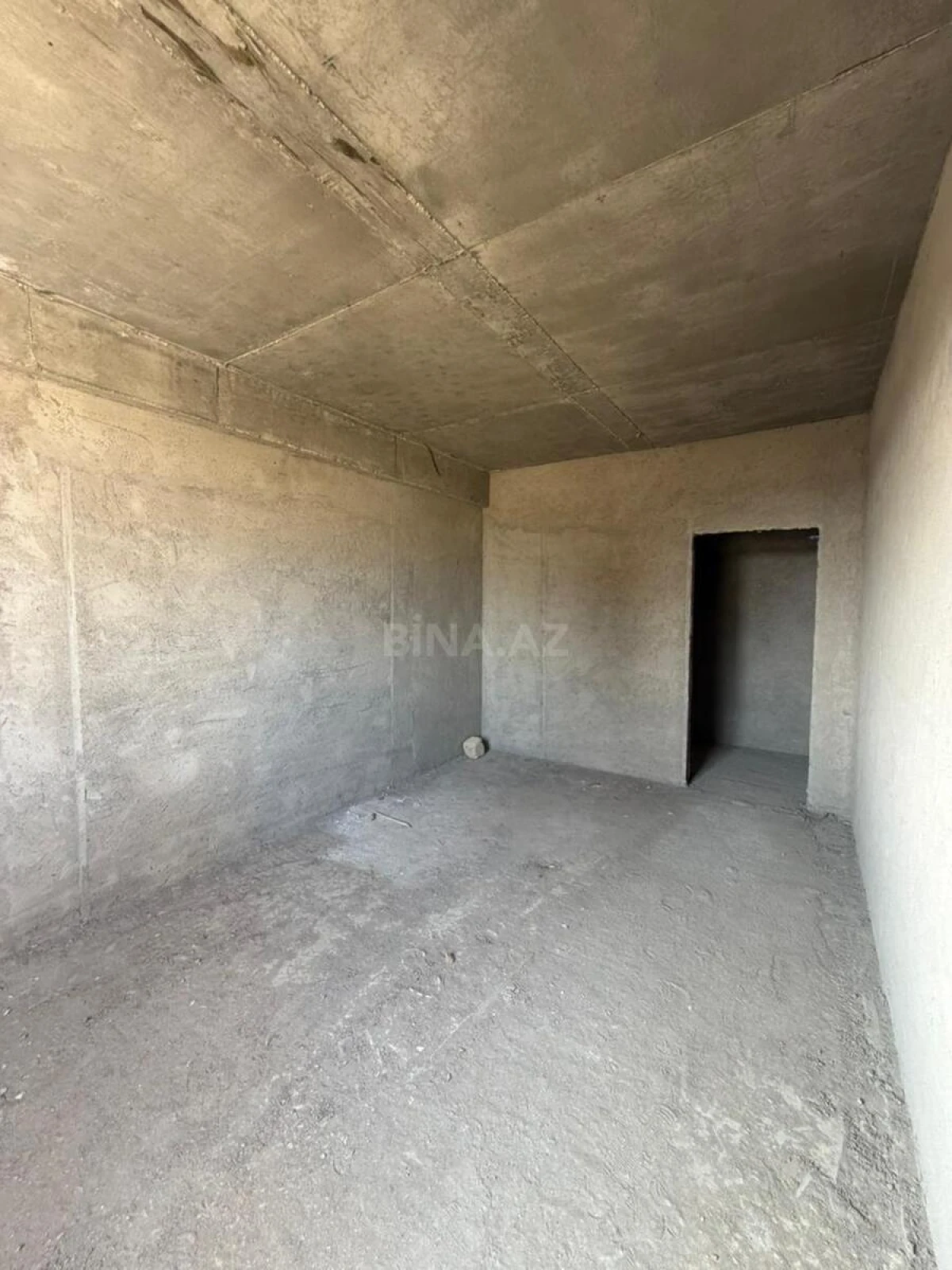 Satılır 2 otaqlı mənzil 57 m²