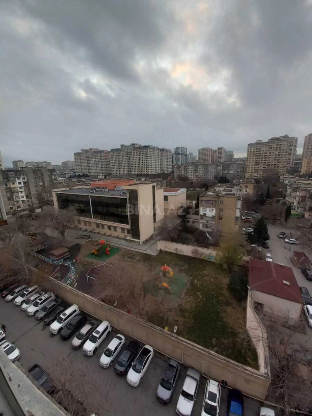 Satılır 3 otaqlı mənzil 85 m²