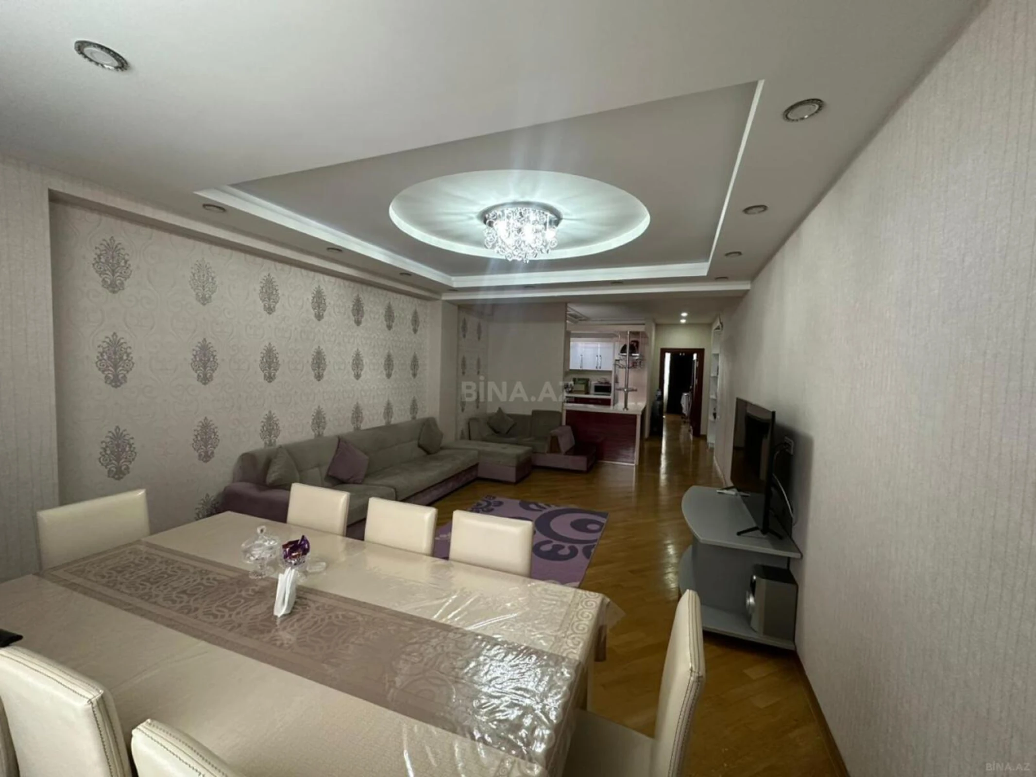 Satılır 4 otaqlı mənzil 115 m²