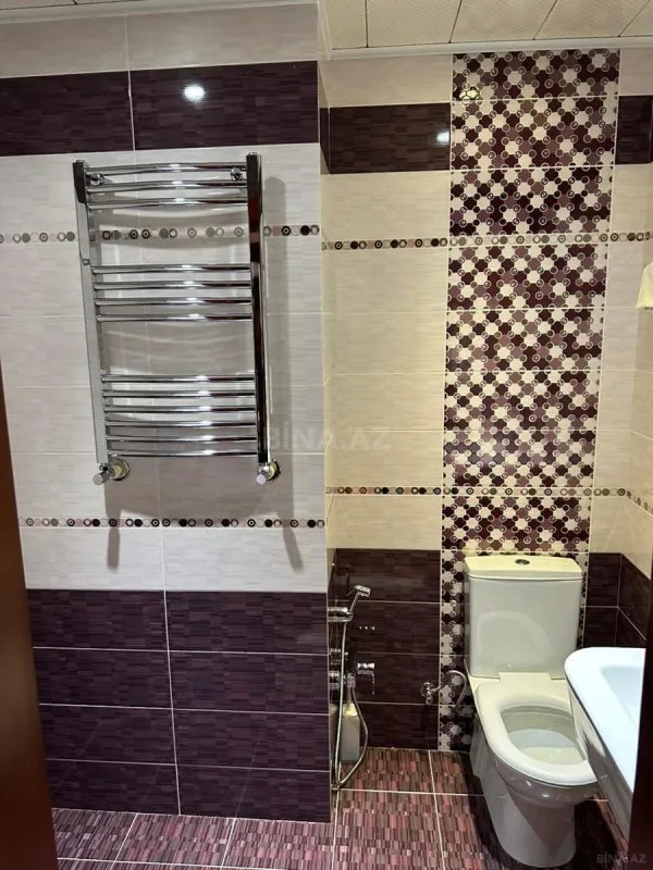 Satılır 4 otaqlı mənzil 115 m²