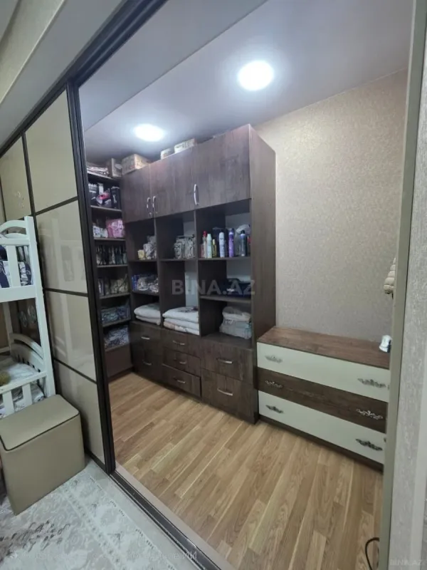 Satılır 2 otaqlı mənzil 70 m²