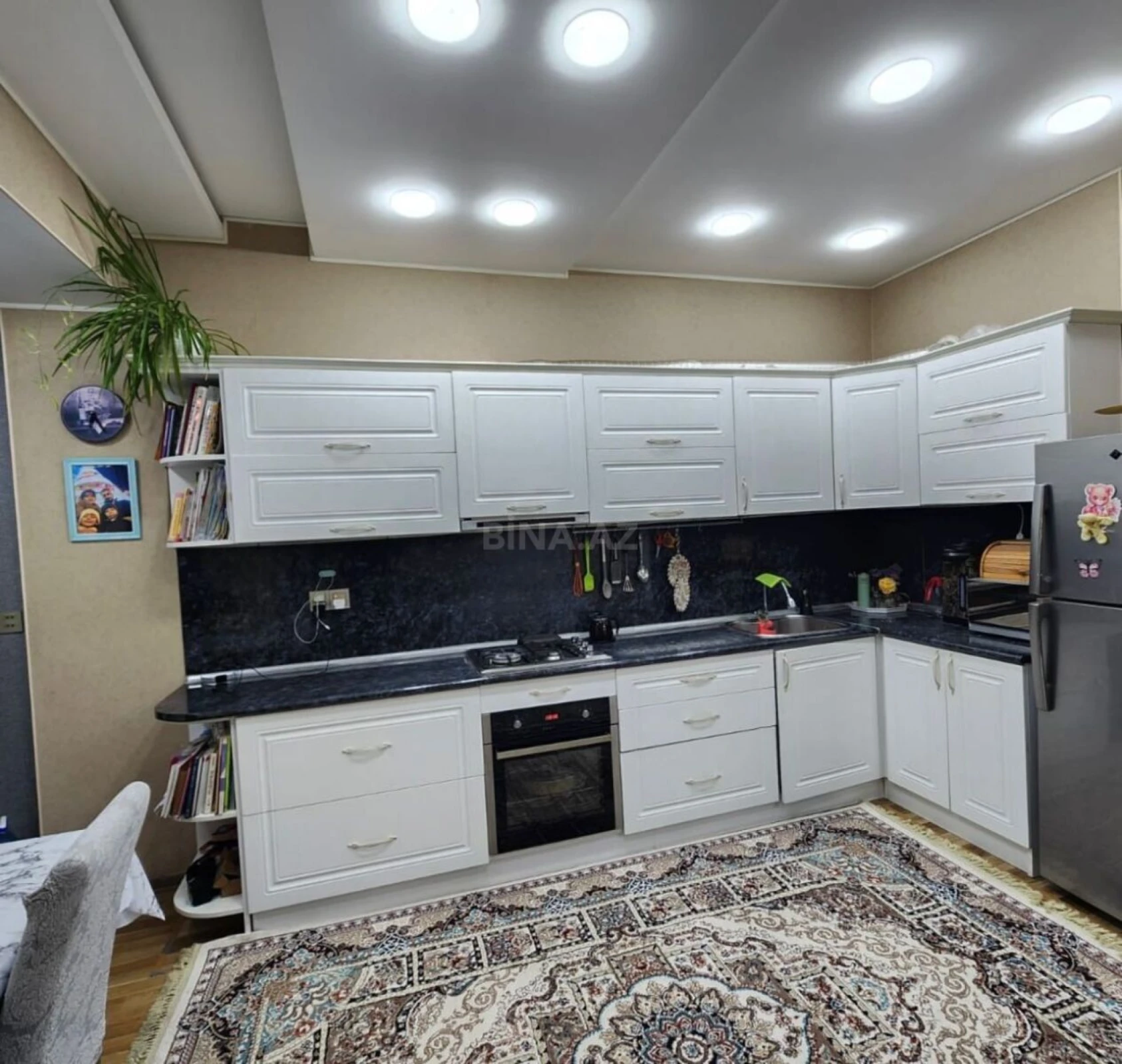 Satılır 2 otaqlı mənzil 70 m²