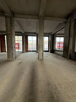 Satılır obyekt 398 m²
