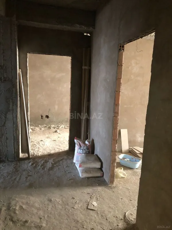 Satılır 3 otaqlı mənzil 118 m²