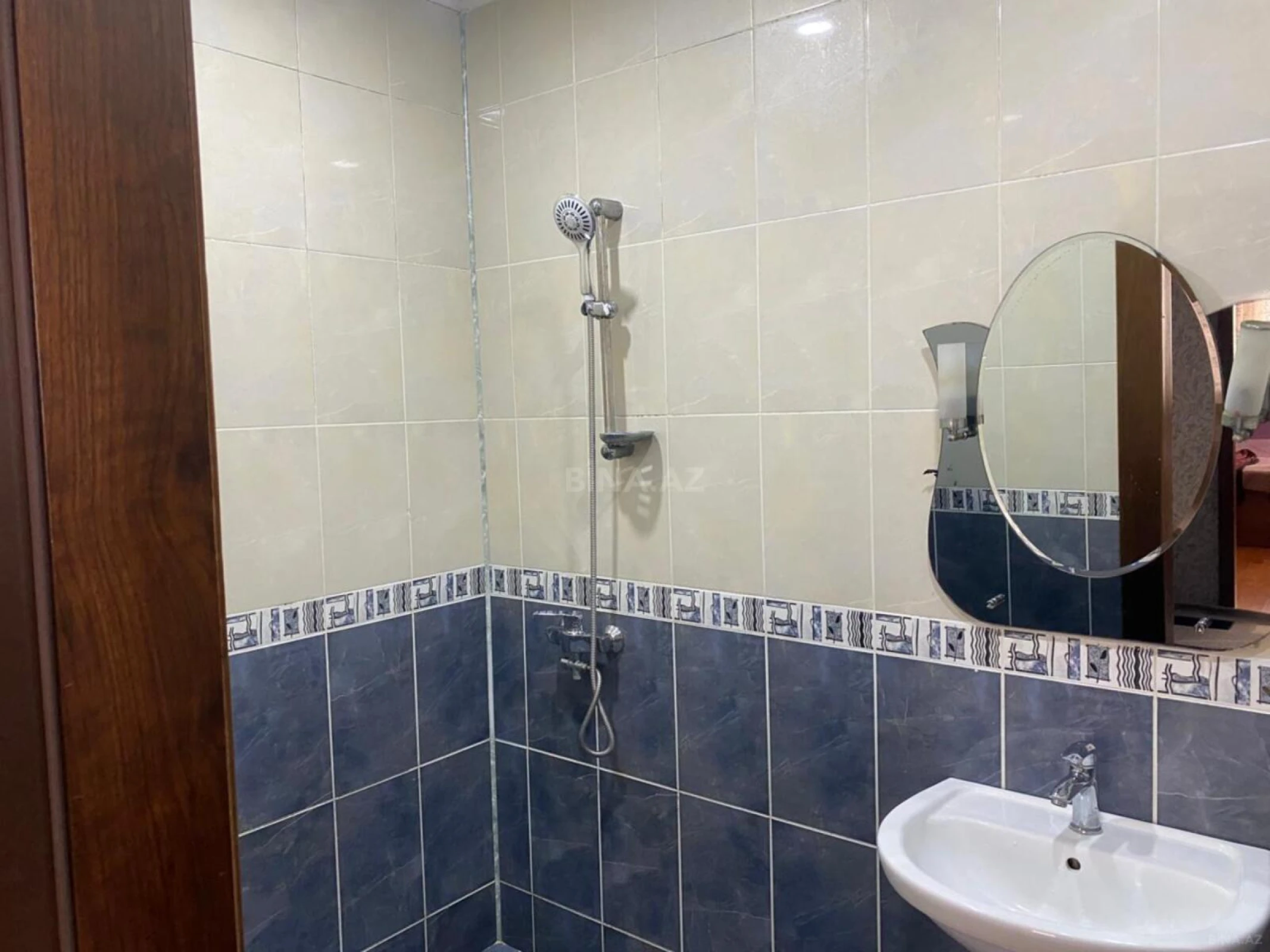 Satılır 3 otaqlı mənzil 94 m²