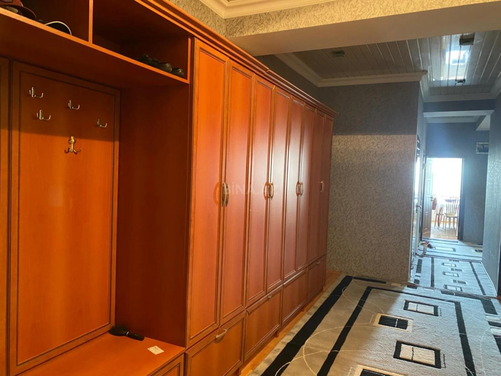 Satılır 3 otaqlı mənzil 94 m²