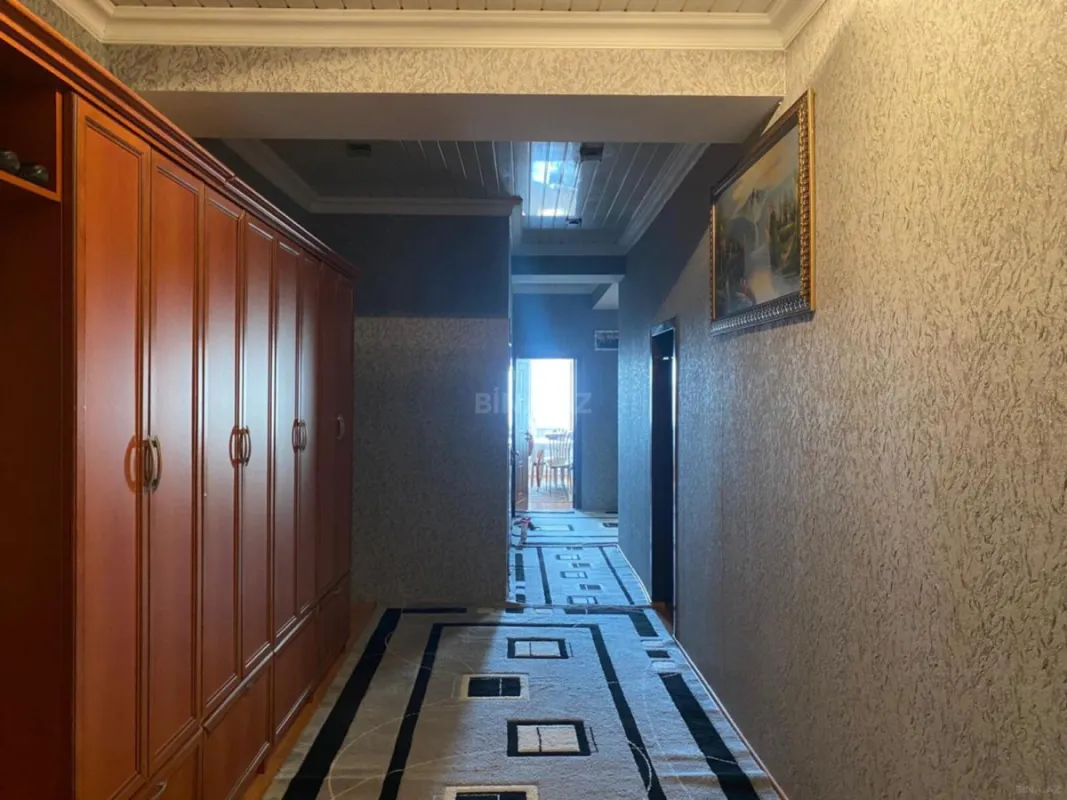 Satılır 3 otaqlı mənzil 94 m²