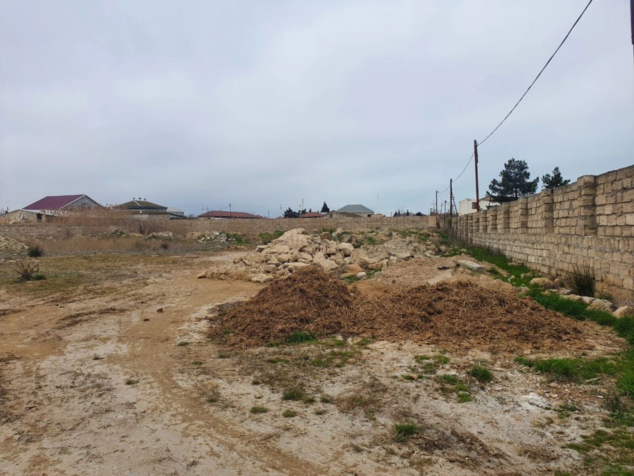 Satılır torpaq sahəsi 25 m²