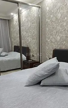 Satılır 2 otaqlı mənzil 65 m²
