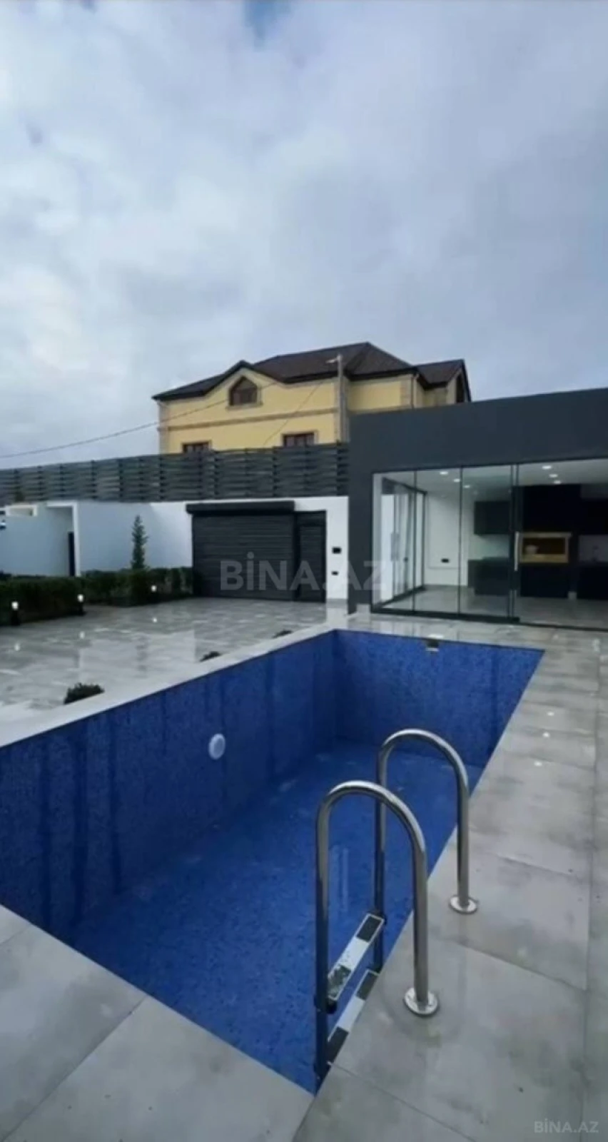 Satılır 4 otaqlı həyət evi 130 m²