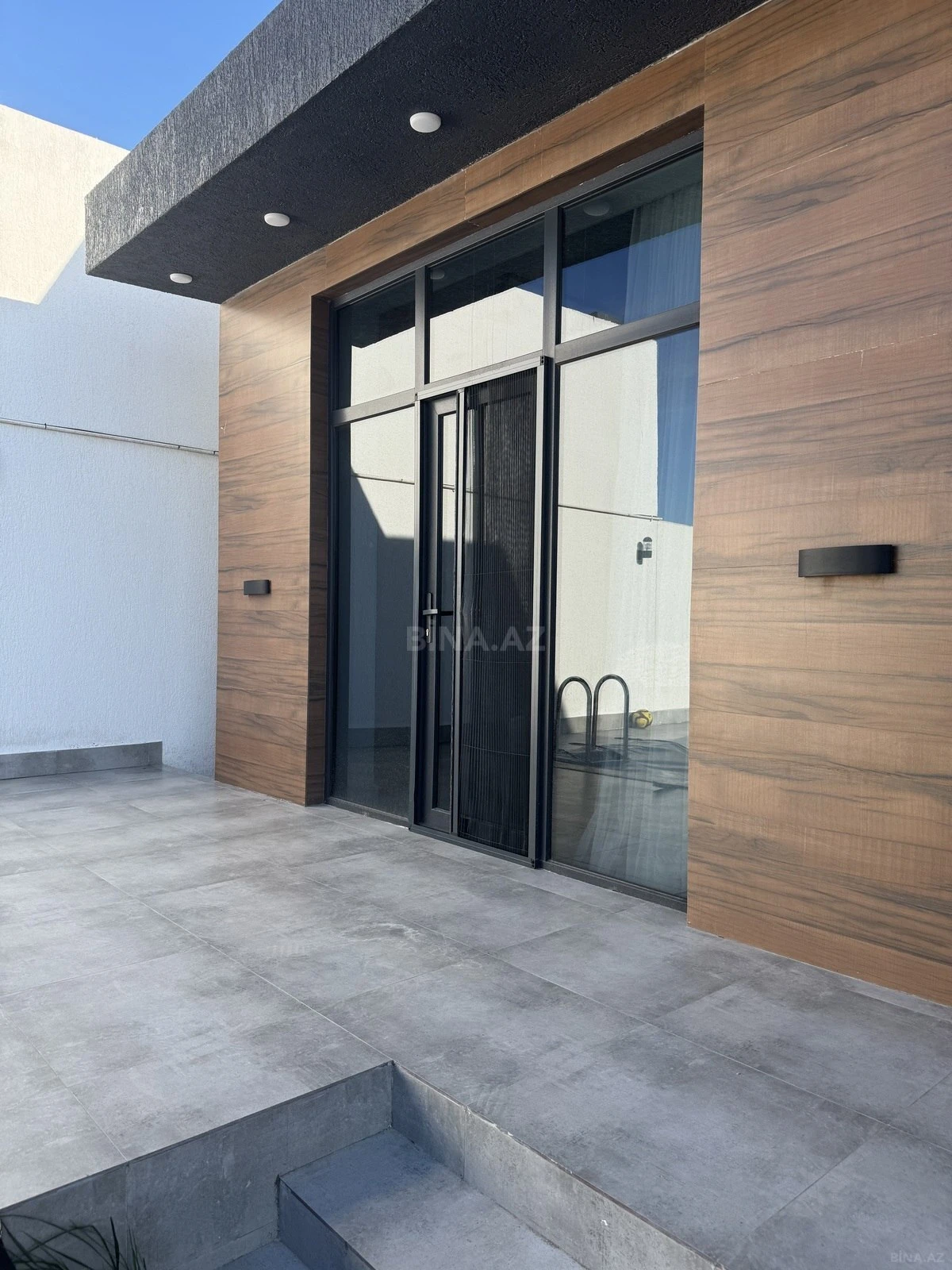 Satılır 4 otaqlı həyət evi 130 m²