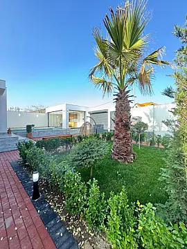 Satılır 4 otaqlı həyət evi 180 m²