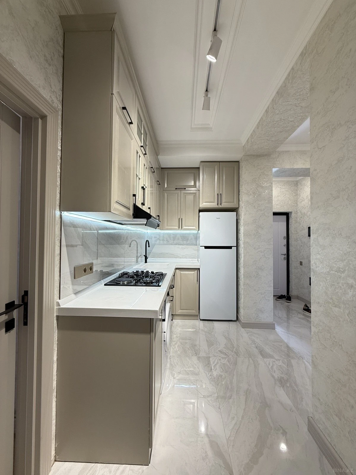Satılır 3 otaqlı mənzil 78 m²
