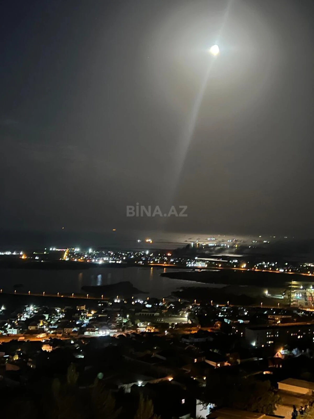 Satılır 2 otaqlı mənzil 55 m²