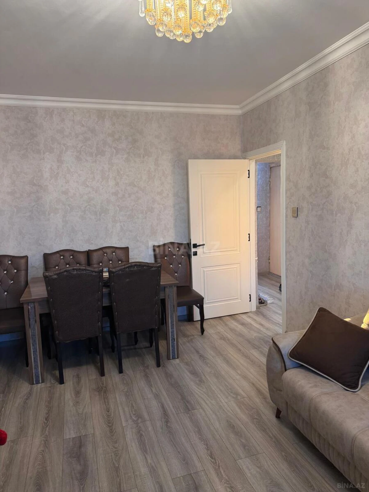 Satılır 2 otaqlı mənzil 55 m²