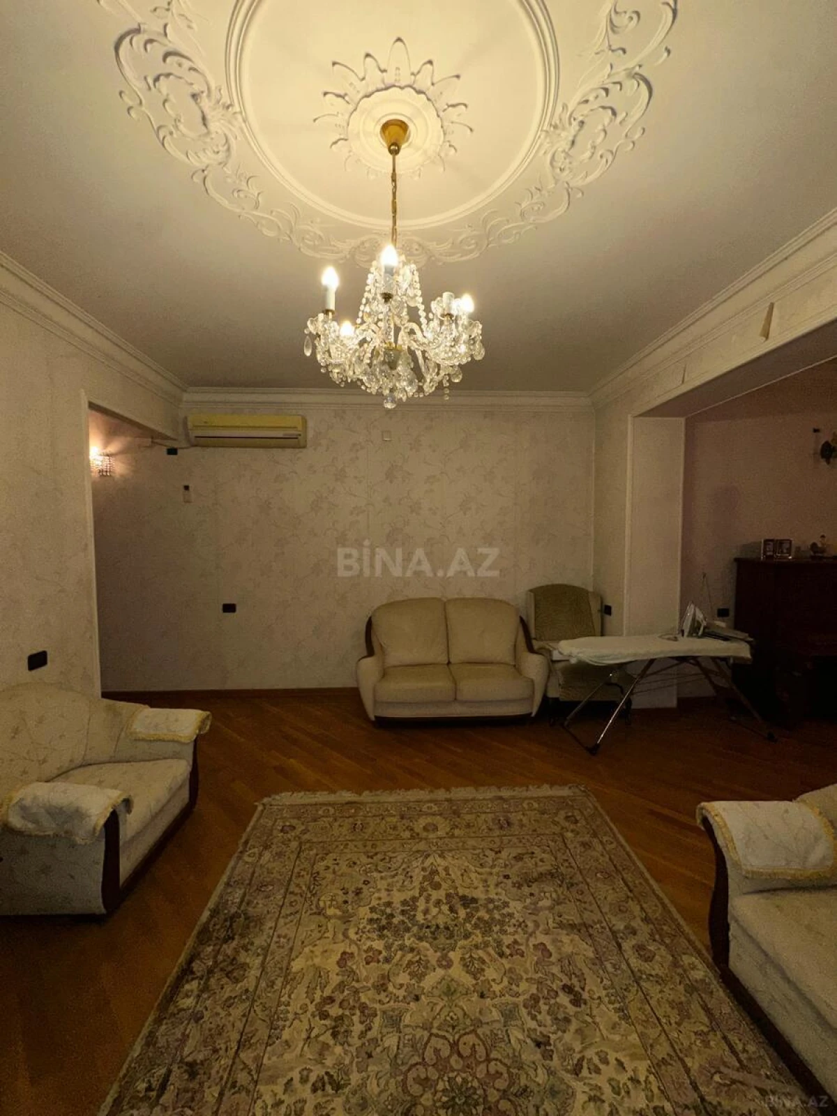 Satılır 2 otaqlı mənzil 80 m²