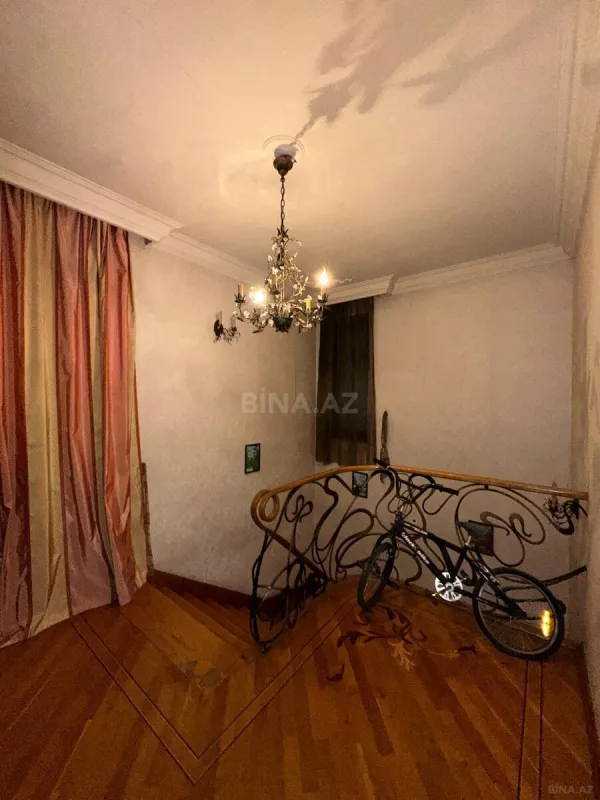 Satılır 2 otaqlı mənzil 80 m²