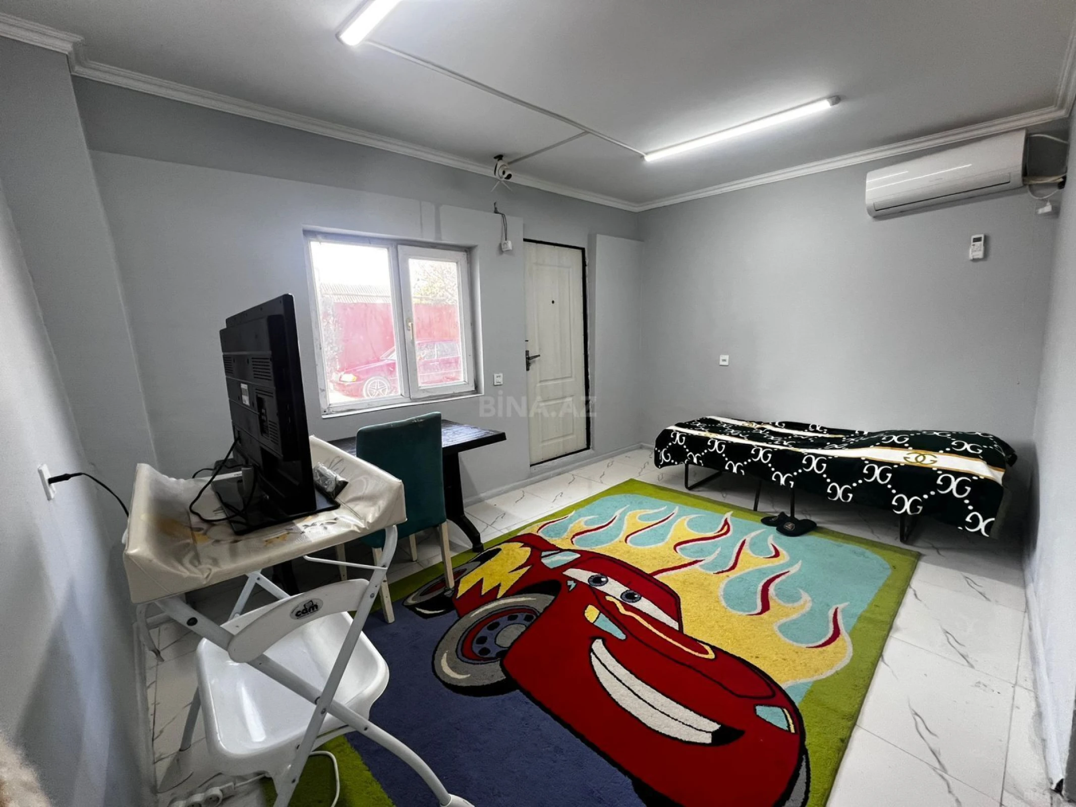 Satılır 1 otaqlı həyət evi 15 m²