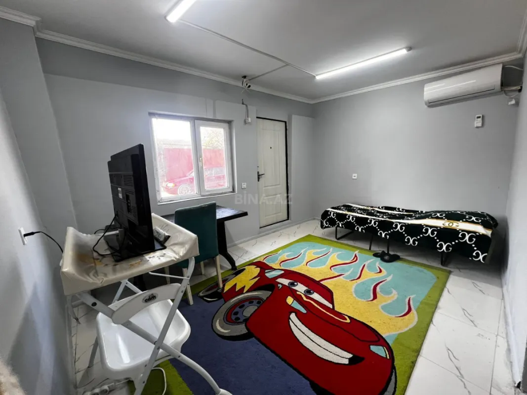 Satılır 1 otaqlı həyət evi 15 m²