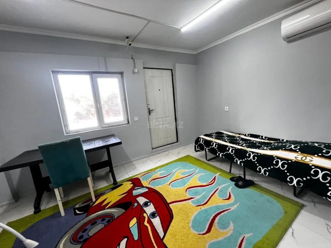 Satılır 1 otaqlı həyət evi 15 m²