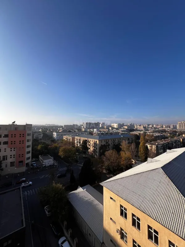 Satılır 2 otaqlı mənzil 73.8 m²