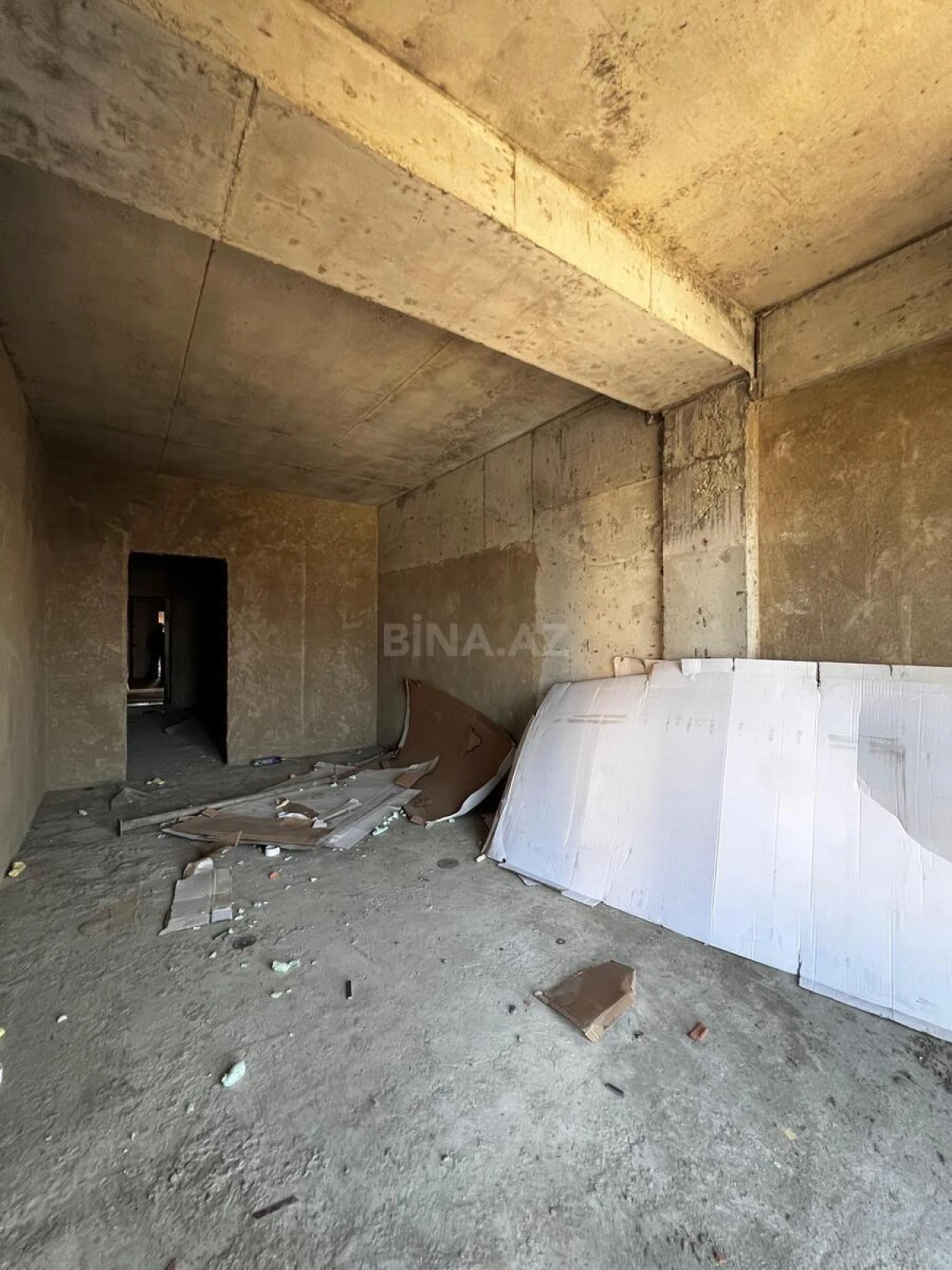 Satılır 2 otaqlı mənzil 73.8 m²