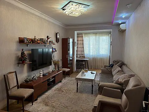 Satılır 2 otaqlı mənzil 65 m²