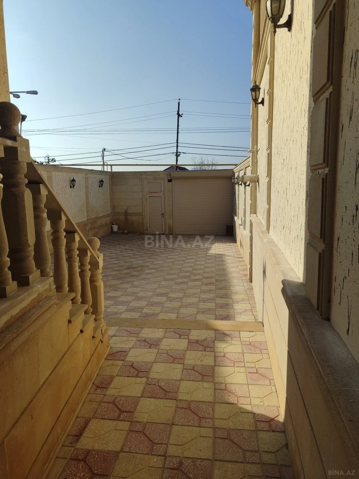 Satılır 4 otaqlı həyət evi 160 m²