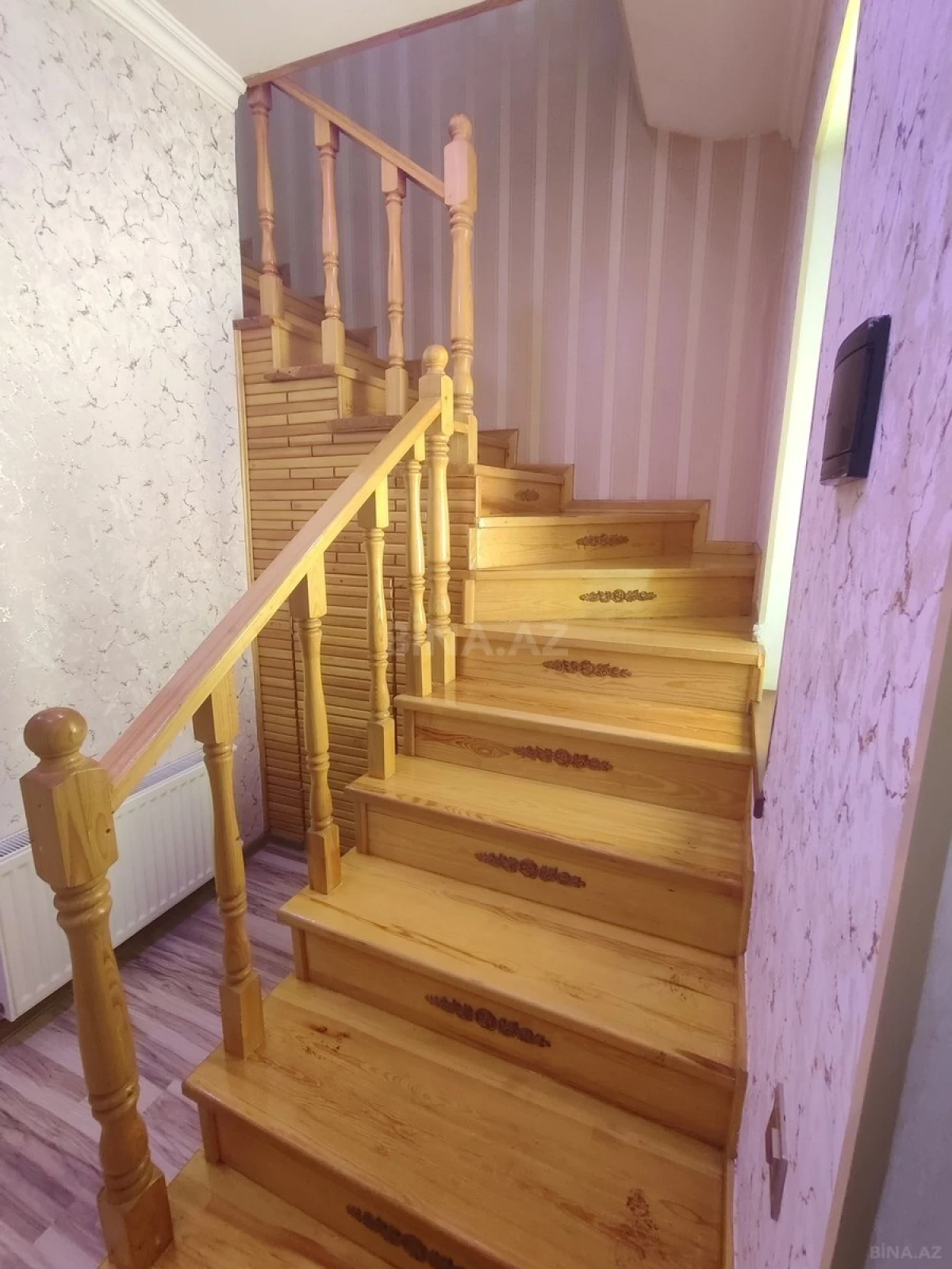 Satılır 4 otaqlı həyət evi 160 m²